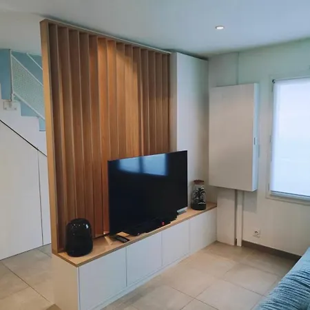 Charmante Maison De Semesterbostad *